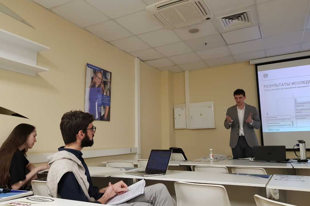 10 марта состоялась предзащита диссертации младшего научного сотрудника ANR-Lab Станислава Моисеева